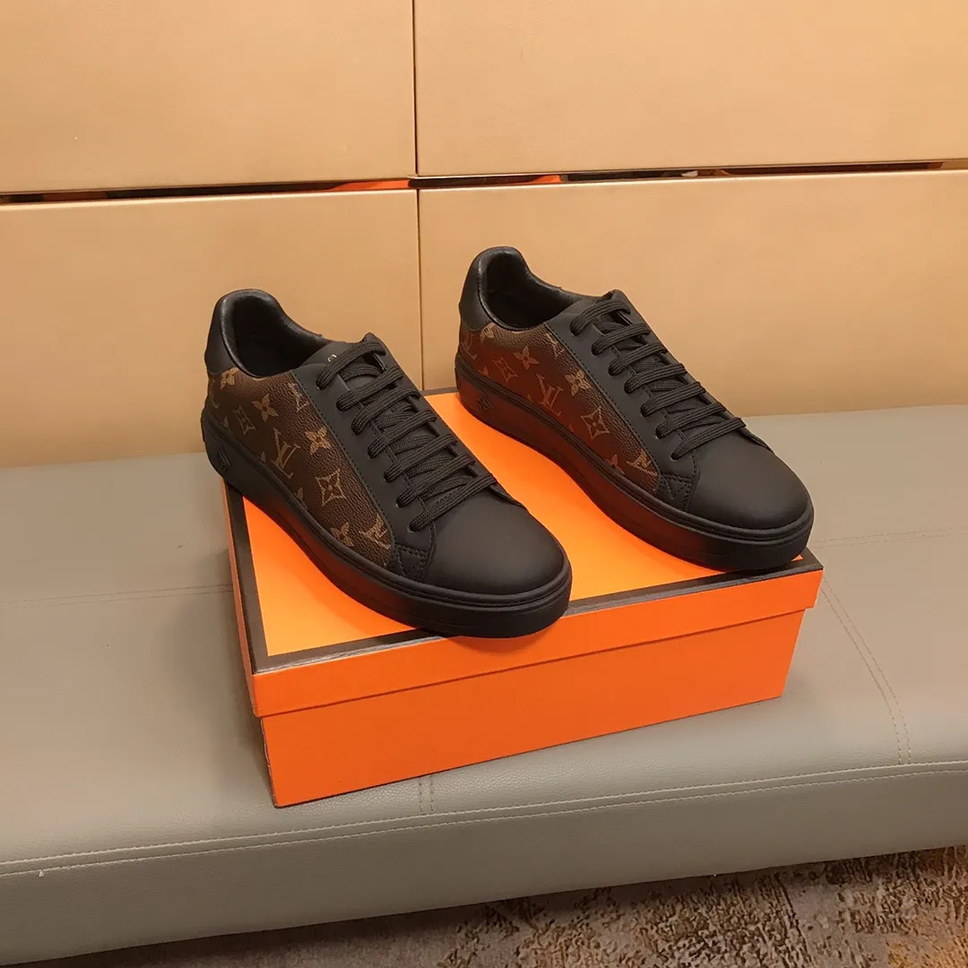 Factory price 380 💎💎👟 (LV Louis Vuitton) New men's casual shoes [proud] hot style, imported special embossed fabric, comfortable pigskin lining, wear-resistant rubber outsole, if you are still worried about wearing matching shoes, then this shoe is your best choice! Code number: 38-44